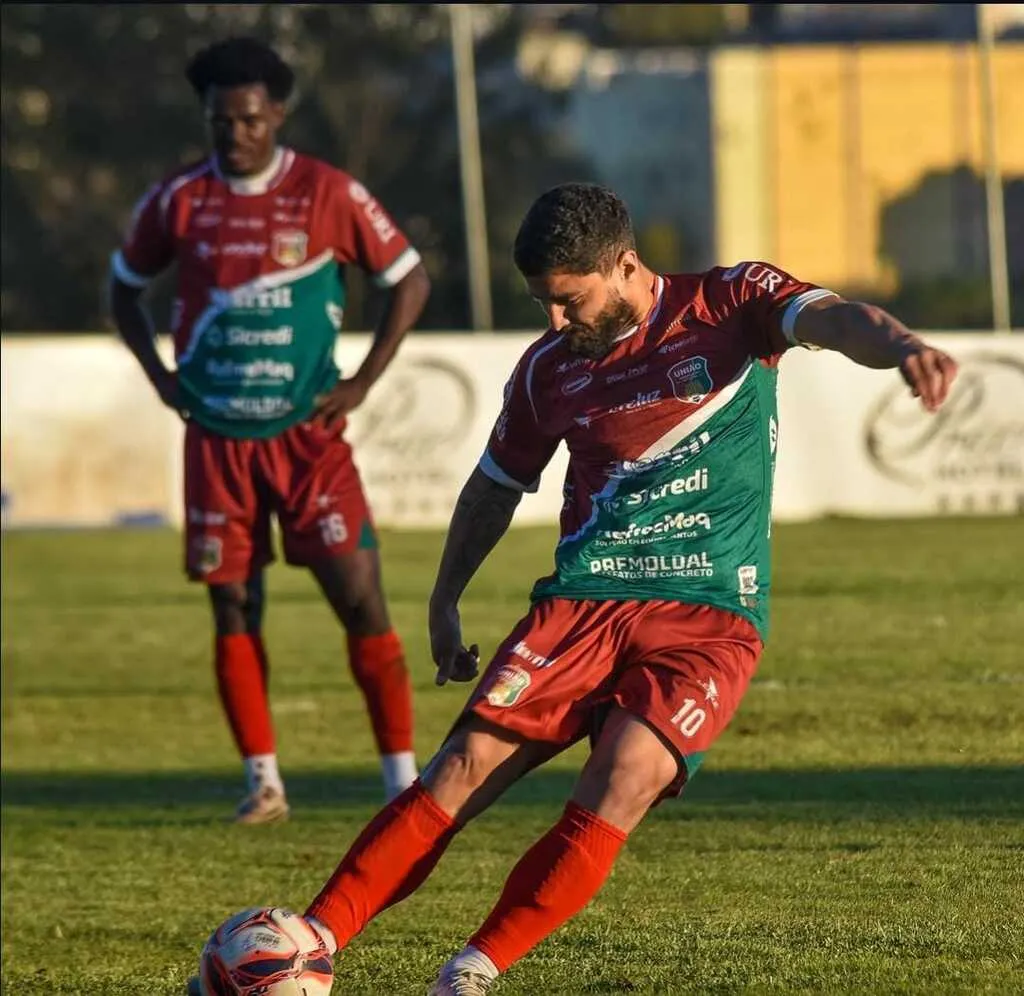 Dionathã fez boas partidas mas perdeu espaço nos últimos jogos ( Foto: Renato Padilha)